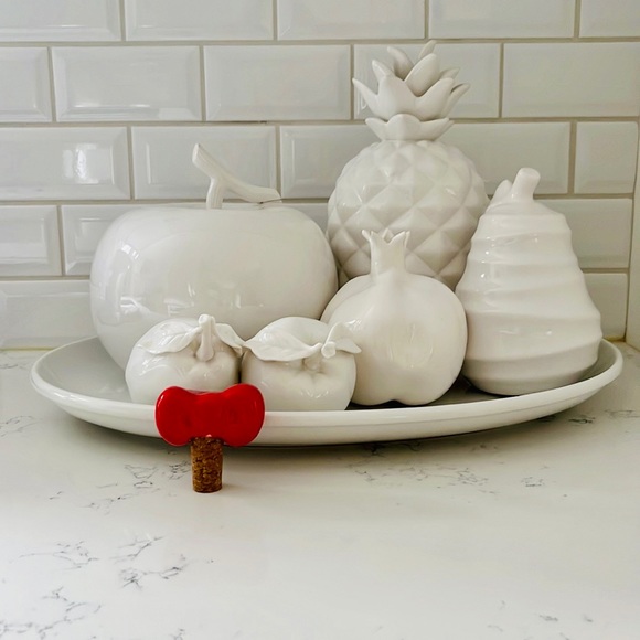 Sanrio Hello Kitty Bow Wine Stopper - Picture 3 of 10